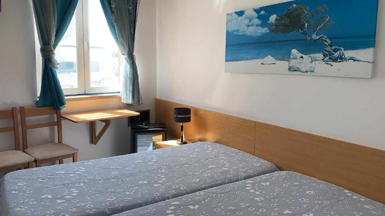 Weaa Hotel Nazare Bagian luar foto