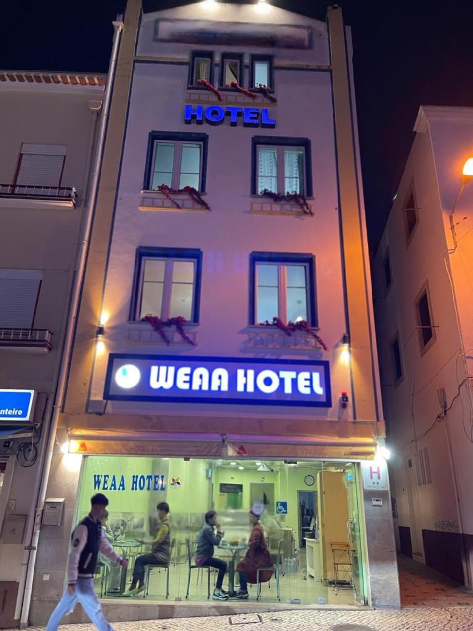 Weaa Hotel Nazare Bagian luar foto
