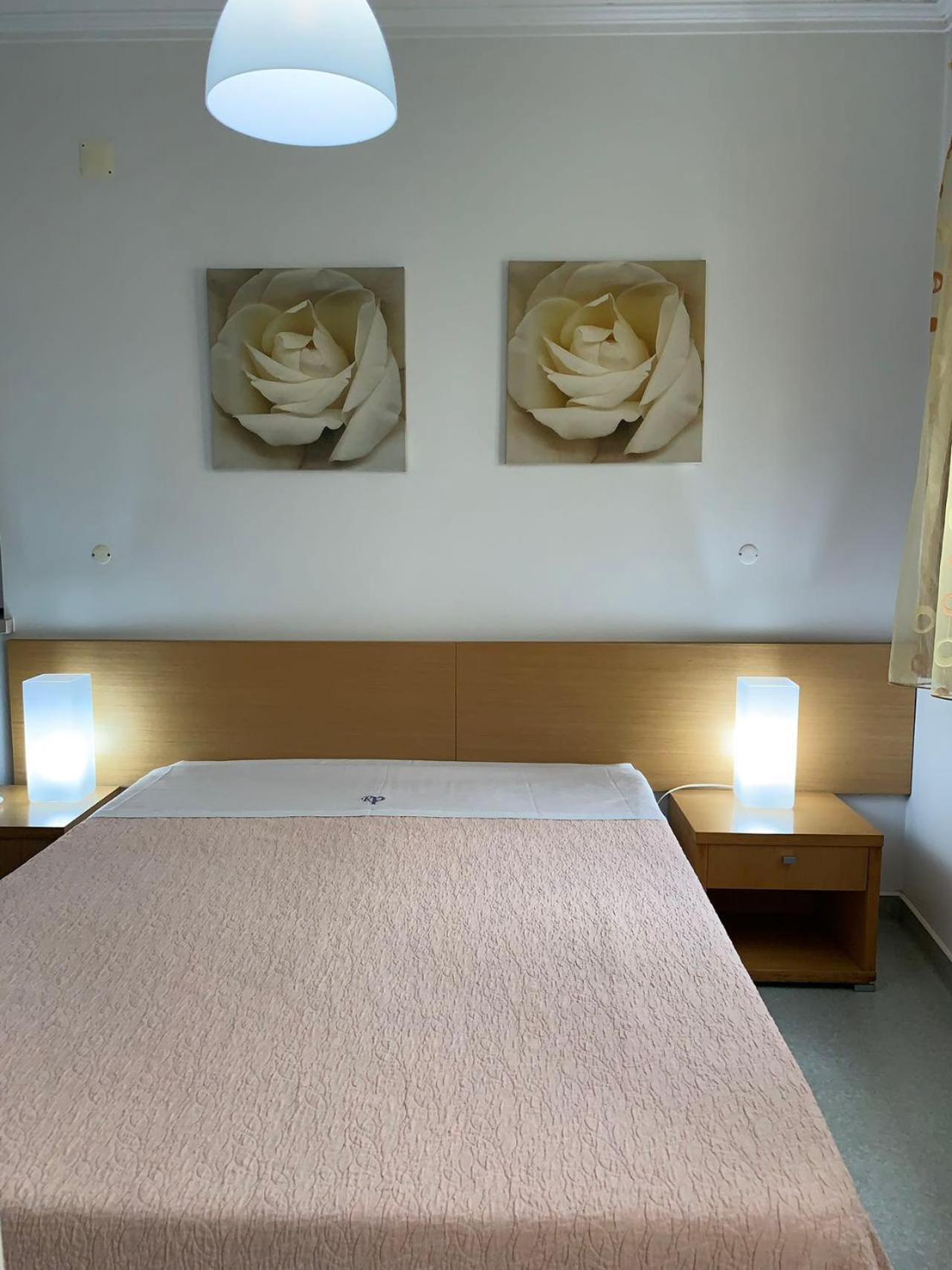 Weaa Hotel Nazare Bagian luar foto