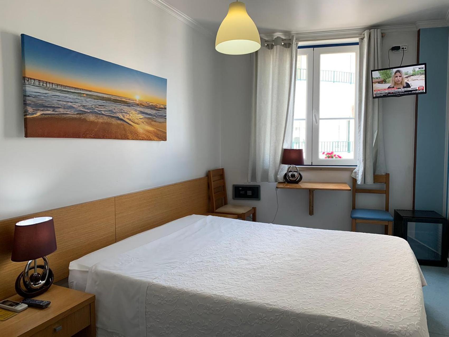 Weaa Hotel Nazare Bagian luar foto