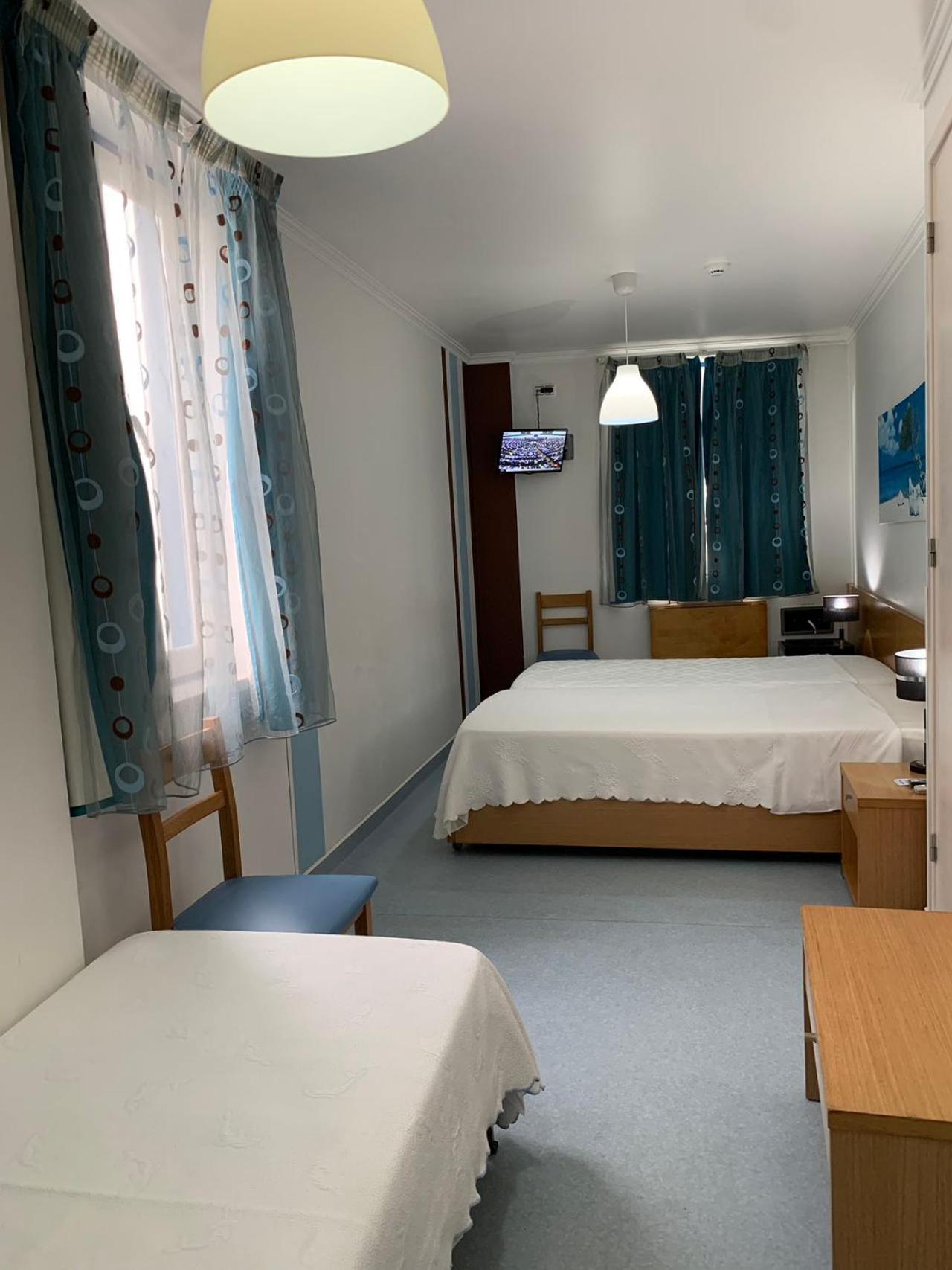 Weaa Hotel Nazare Bagian luar foto