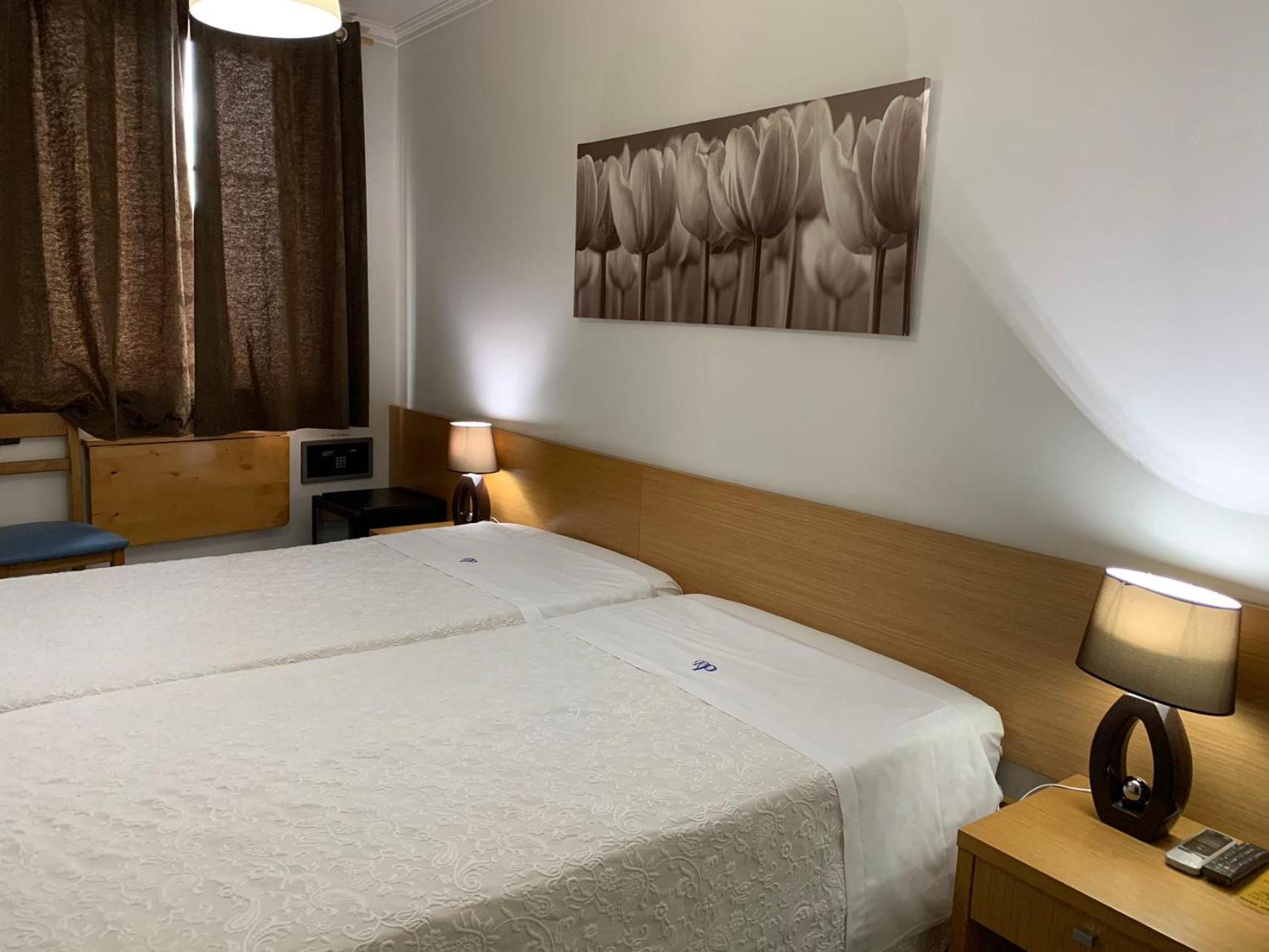 Weaa Hotel Nazare Bagian luar foto