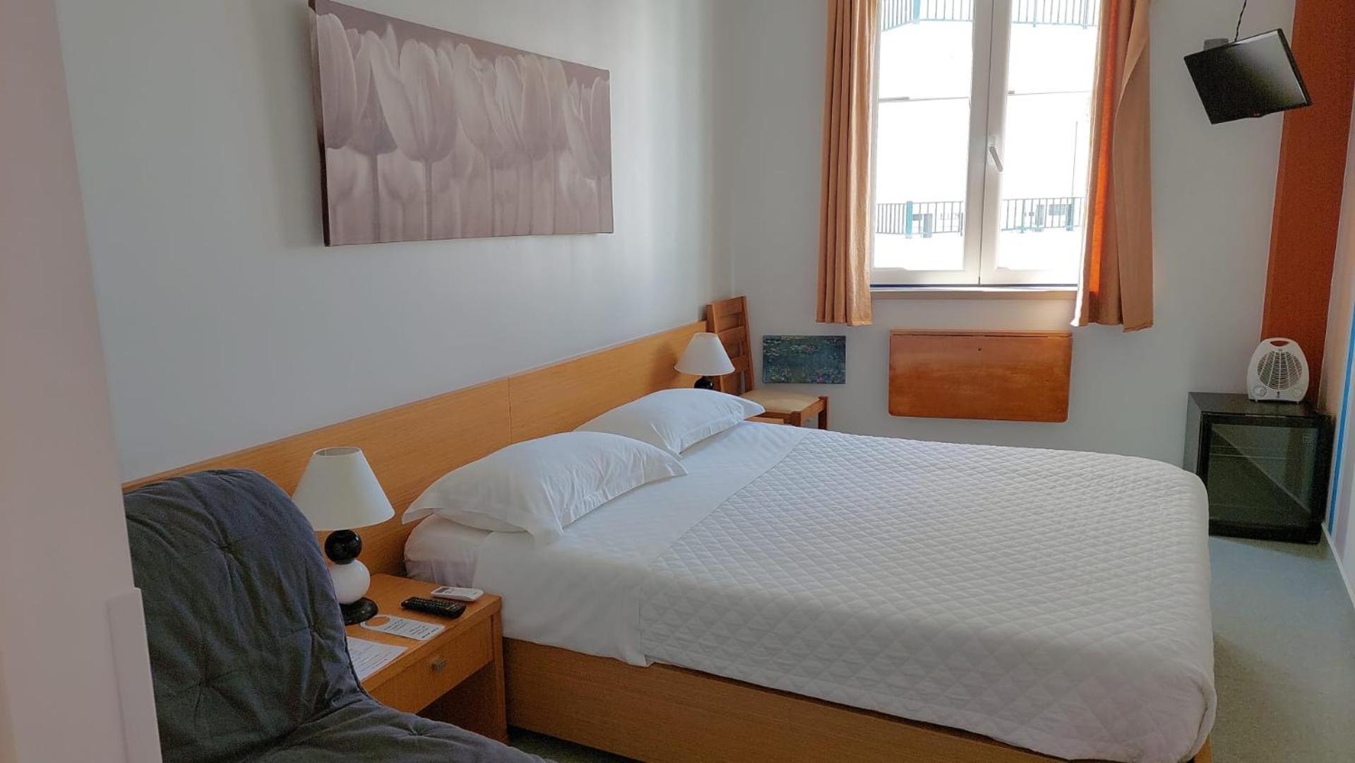 Weaa Hotel Nazare Bagian luar foto