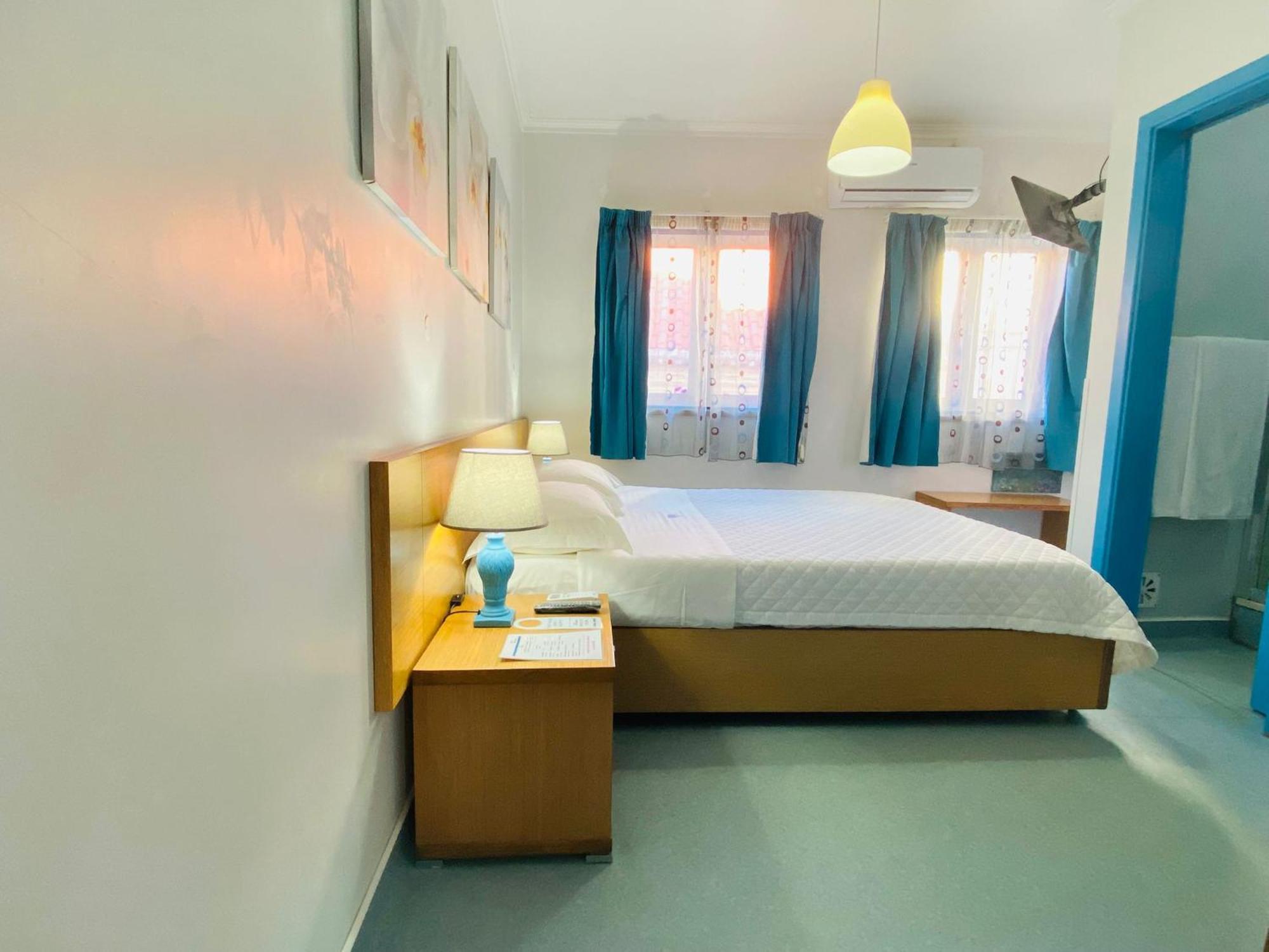 Weaa Hotel Nazare Bagian luar foto